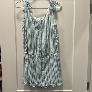 Vineyard vines, striped women’s romper size medium